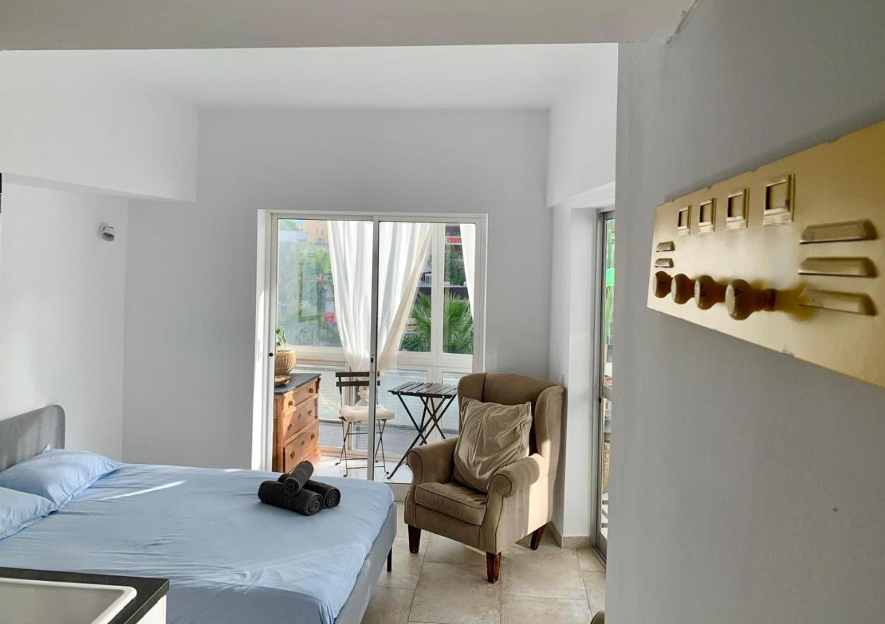 Begonia City Center Apartment 230 By Namaste Elite Торремолинос Экстерьер фото
